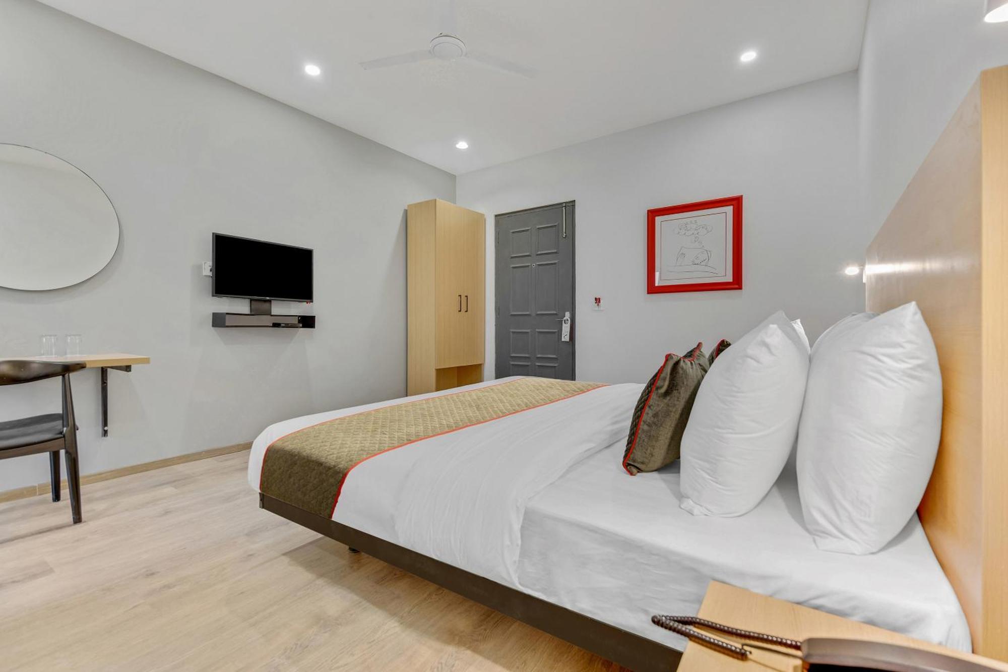 Townhouse Sector 49 Near Logix City Centre Noida Exterior foto