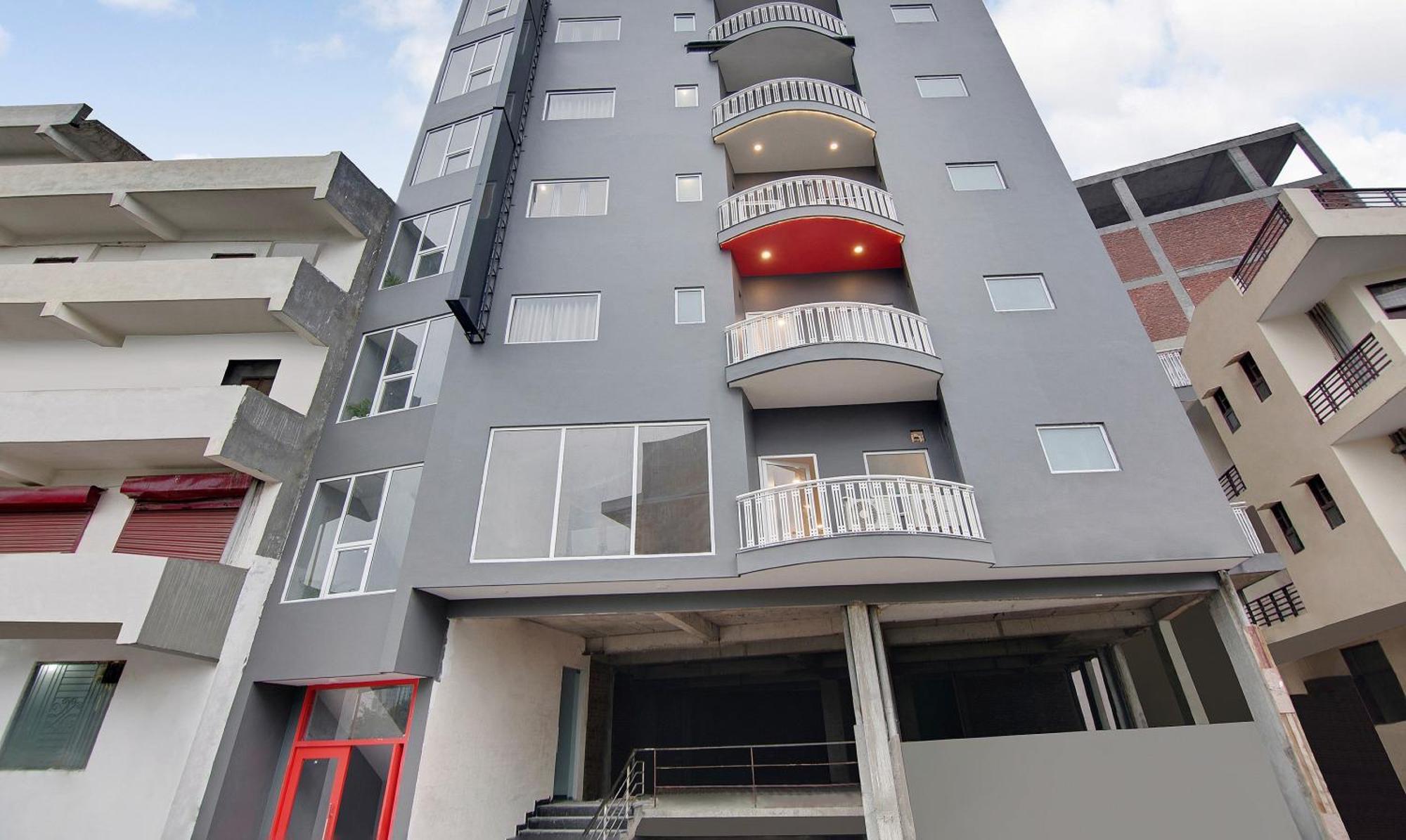Townhouse Sector 49 Near Logix City Centre Noida Exterior foto