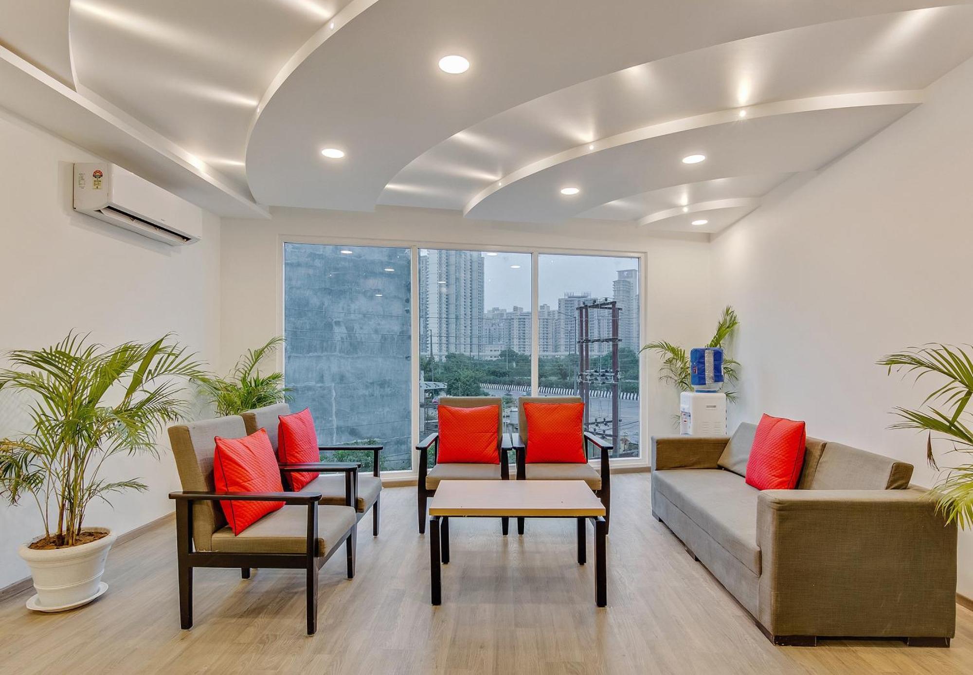 Townhouse Sector 49 Near Logix City Centre Noida Exterior foto